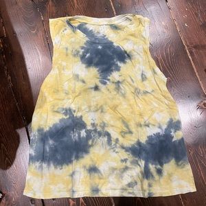 Blue and yellow tie dye tank top from carbon 38.